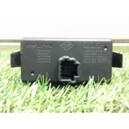 Bouton de warning RENAULT CLIO III PHASE 1 d’occasion