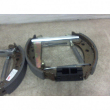 Kit de freins arriere VOLKSWAGEN  d’occasion