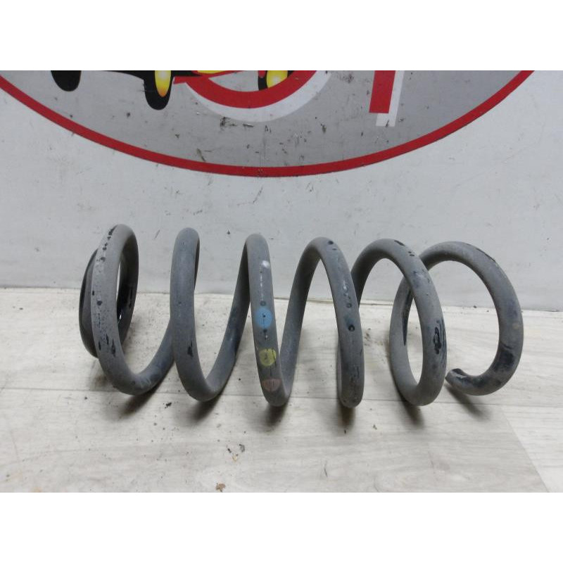 Ressort de suspension arriere gauche RENAULT CLIO 4 PHASE 1 d’occasion