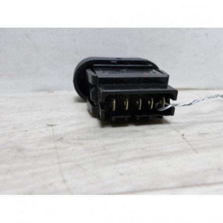 Interrupteur de leve vitre DACIA DUSTER 1 PHASE 1 d’occasion