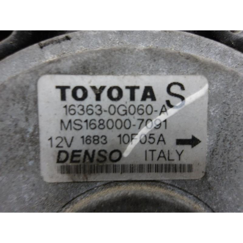 Moto ventilateur radiateur TOYOTA COROLLA VERSO 2 PHASE 1 d’occasion