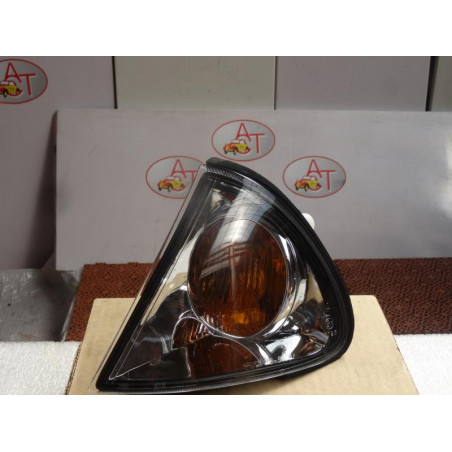 Optique avant secondaire gauche (feux)(clignotant) TOYOTA  d’occasion
