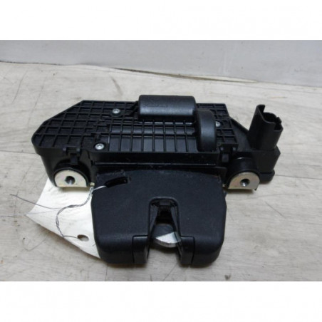 Serrure de hayon CITROEN C3 2 PHASE 1 d’occasion