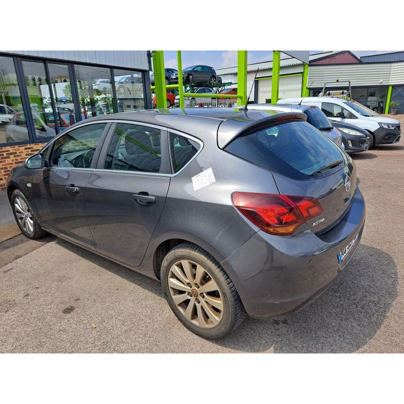 Boitier d'aide au stationnement OPEL ASTRA J PHASE 1 d’occasion