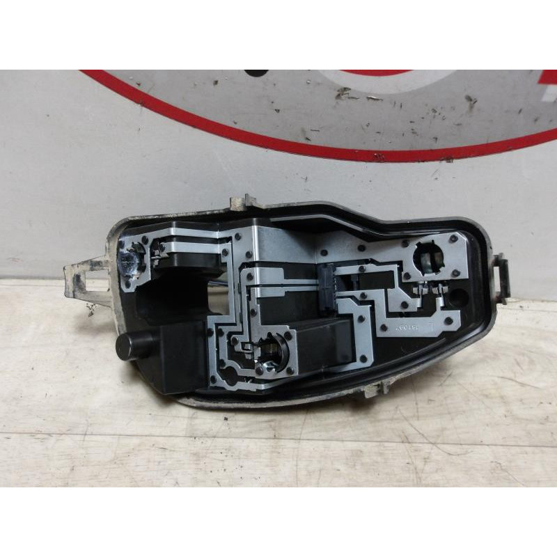 Platine feu arriere gauche RENAULT MEGANE 3 PHASE 1 d’occasion