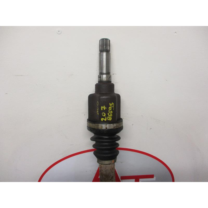 Cardan droit (transmission) PEUGEOT 207 1.4 16V d’occasion