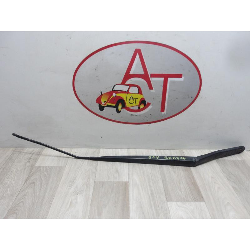 Bras essuie glace avant droit RENAULT CLIO 4 PHASE 1 d’occasion