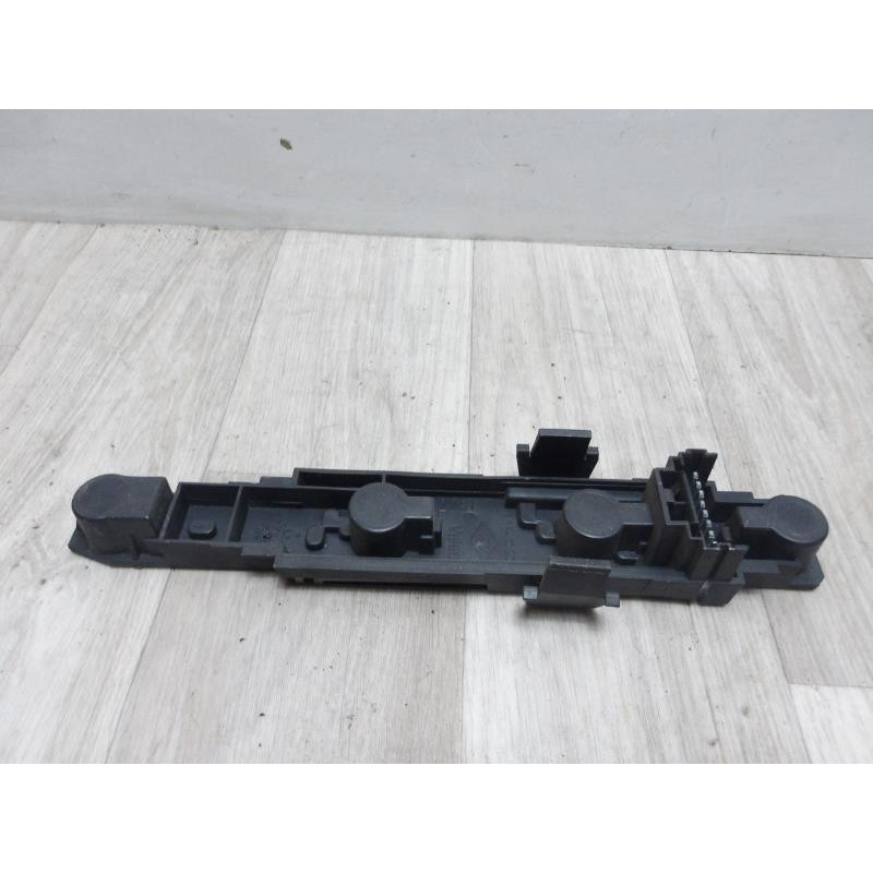 Platine feu arriere gauche RENAULT LAGUNA 1 PHASE 1 BREAK d’occasion