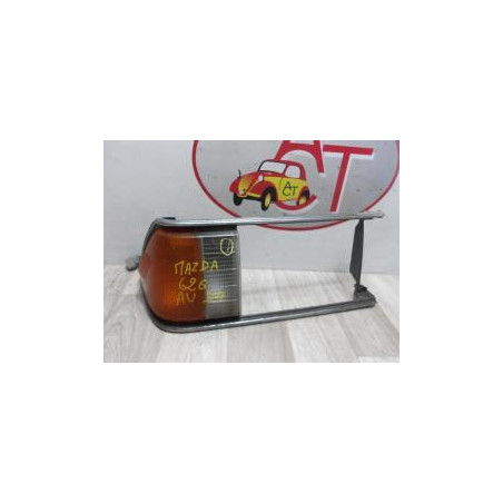 Optique avant secondaire droit (feux)(clignotant) MAZDA  d’occasion