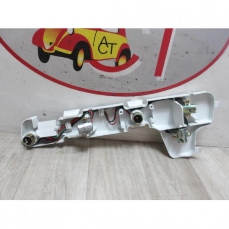 Platine feu arriere gauche MAZDA 626 2 PHASE 1 d’occasion