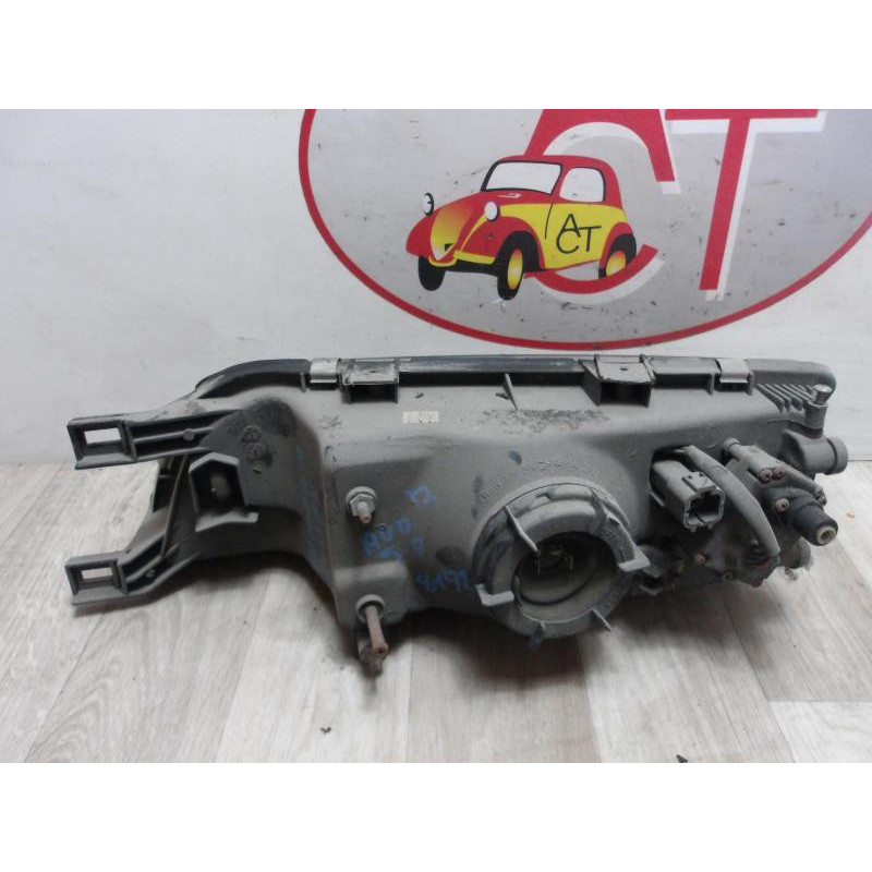 Optique avant principal droit (feux)(phare) NISSAN  d’occasion
