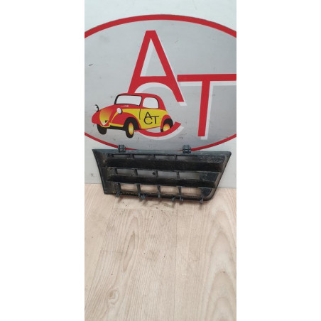 Grille de calandre gauche RENAULT  d’occasion