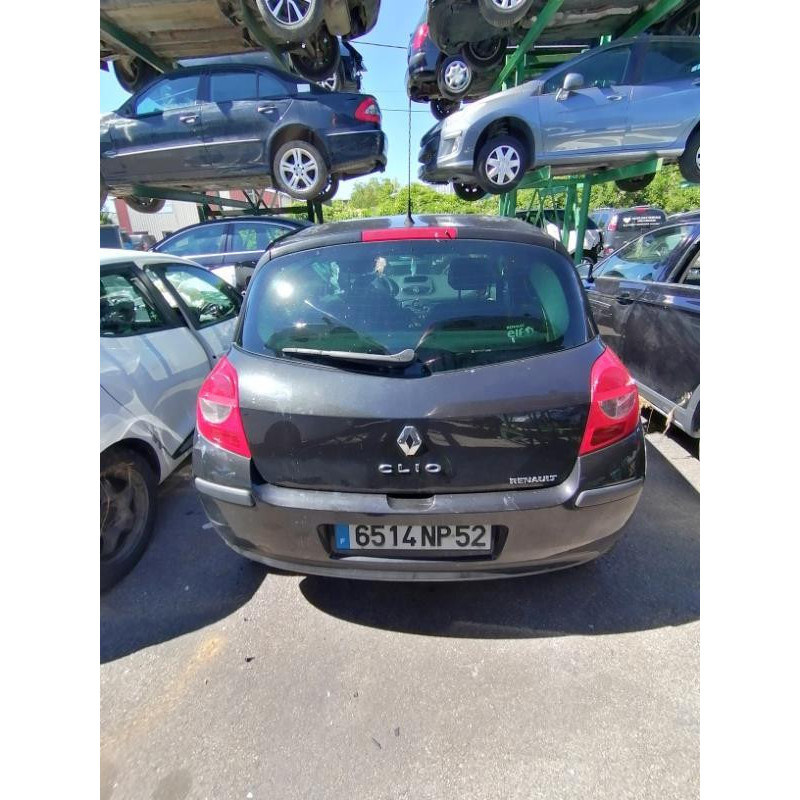 Armature avant, Masque avant RENAULT CLIO 3 PHASE 1 d’occasion