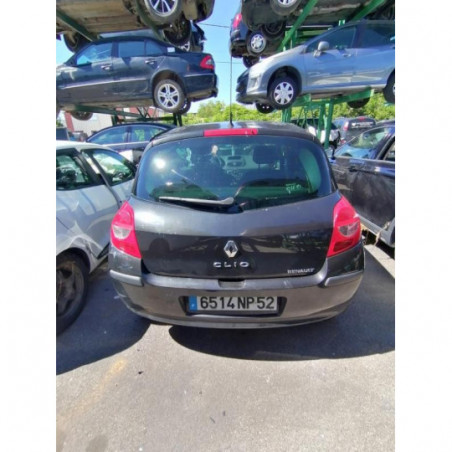 Armature avant, Masque avant RENAULT CLIO 3 PHASE 1 d’occasion