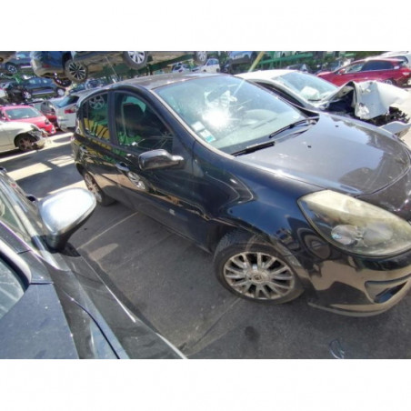 Armature avant, Masque avant RENAULT CLIO 3 PHASE 1 d’occasion