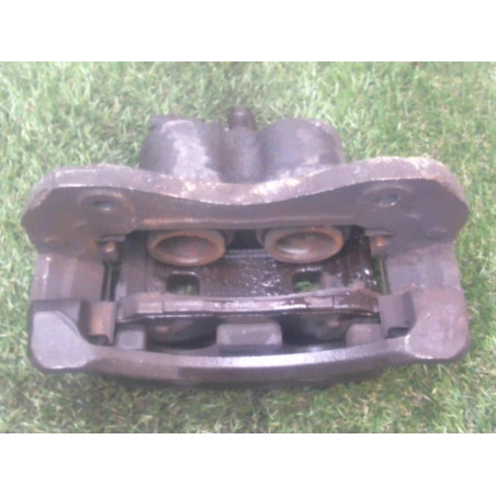 Etrier avant gauche (freinage) HYUNDAI TRAJET PHASE 2 d’occasion