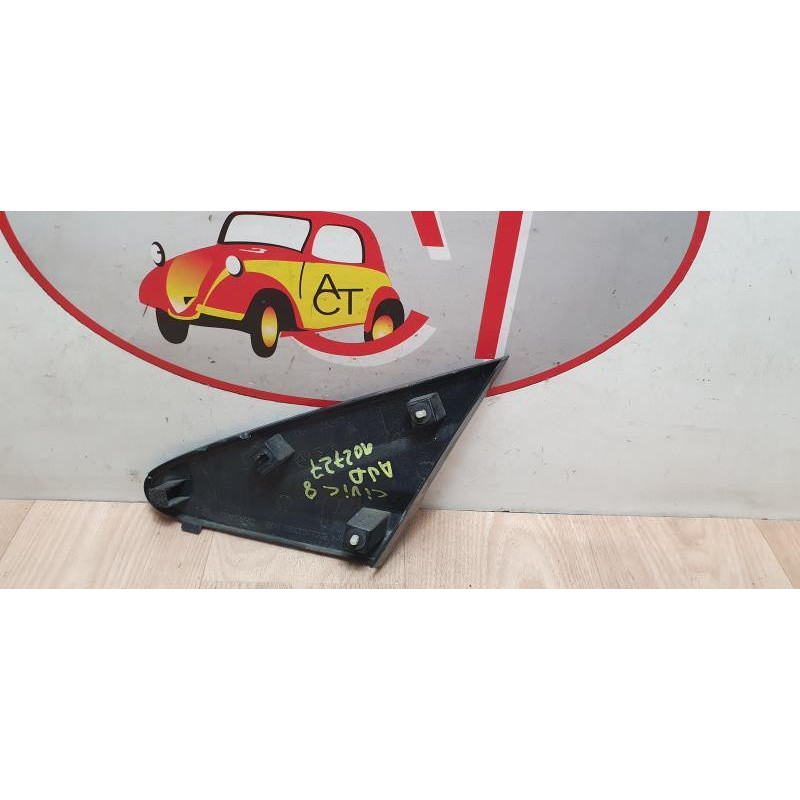 Garniture porte avant droite HONDA CIVIC 8 PHASE 2 d’occasion
