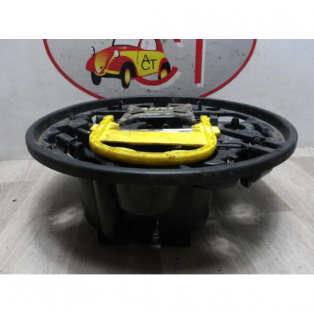 Cric (Ensemble depannage) RENAULT CLIO 2 PHASE 2 d’occasion