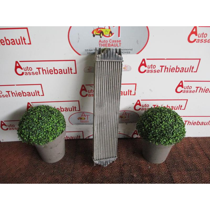 Echangeur air (Intercooler) RENAULT MASTER II PHASE 2 CHASSIS CABINE d’occasion