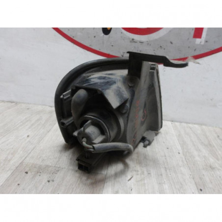 Optique avant secondaire gauche (feux)(clignotant) NISSAN  d’occasion