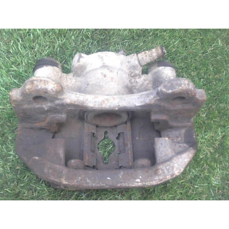 Etrier avant droit (freinage) PEUGEOT  d’occasion