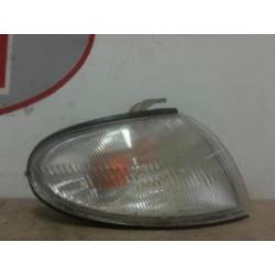 Optique avant secondaire droit (feux)(clignotant) HYUNDAI PONY 1 d’occasion