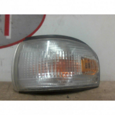 Optique avant secondaire gauche (feux)(clignotant) HYUNDAI H 100 d’occasion