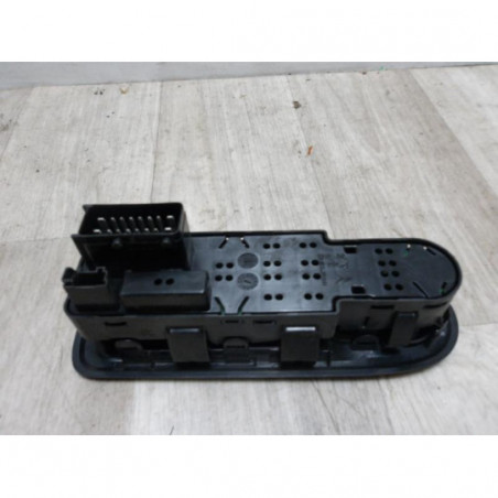 Interrupteur de leve vitre avant gauche CITROEN C3 2 PHASE 1 d’occasion