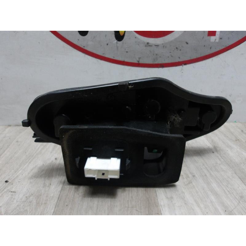 Platine feu arriere gauche CITROEN C3 2 PHASE 1 d’occasion