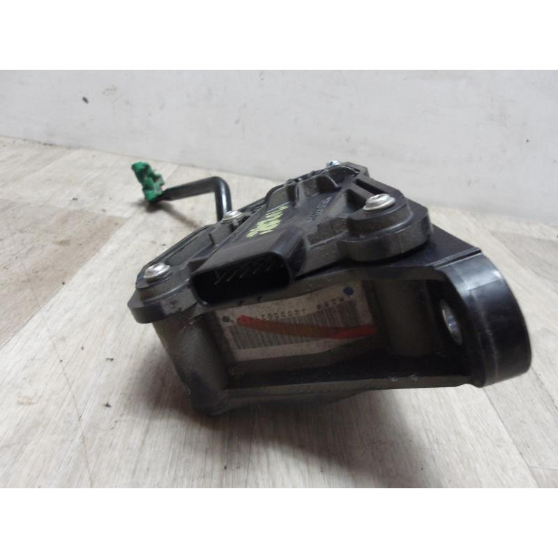 Pedalier d'accelerateur HONDA CIVIC 8 PHASE 2 d’occasion