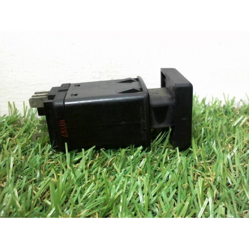 Commande anti brouillard arriere RENAULT R21 PHASE 1 d’occasion