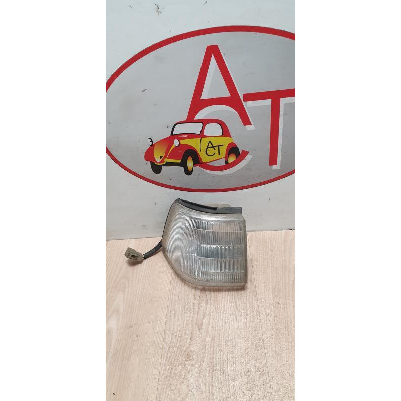 Optique avant secondaire droit (feux)(clignotant) MAZDA  d’occasion