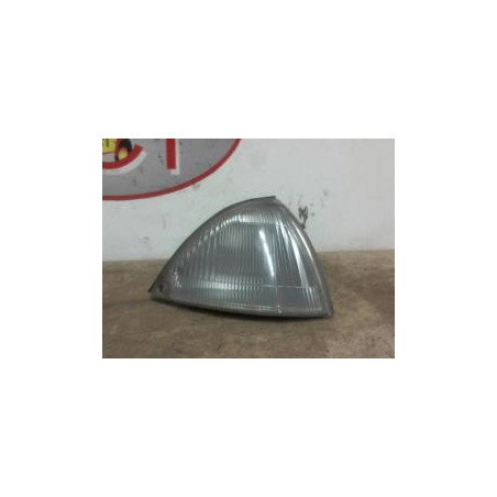 Optique avant secondaire droit (feux)(clignotant) SUZUKI  d’occasion