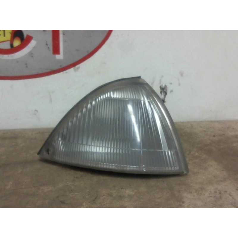 Optique avant secondaire droit (feux)(clignotant) SUZUKI  d’occasion