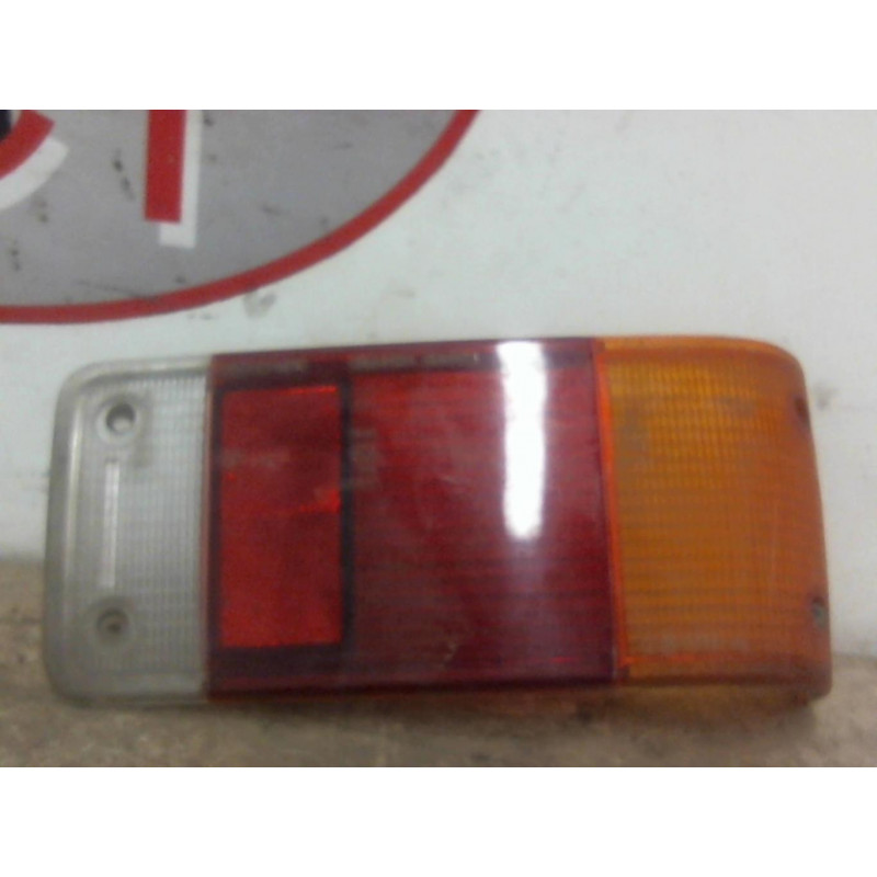 Cabochon arriere droit FORD  d’occasion