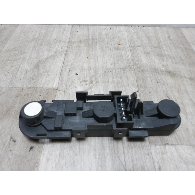 Platine feu arriere gauche CITROEN EVASION PHASE 2 d’occasion
