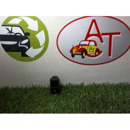 Commande anti brouillard arriere PEUGEOT 309 II d’occasion