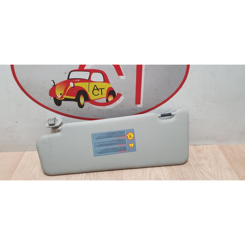 Pare soleil droit DACIA SANDERO 1 d’occasion