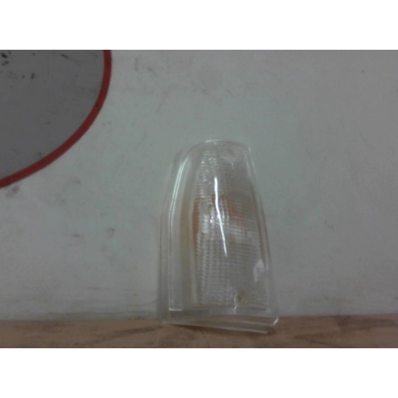 Cabochon avant droit LANCIA  d’occasion