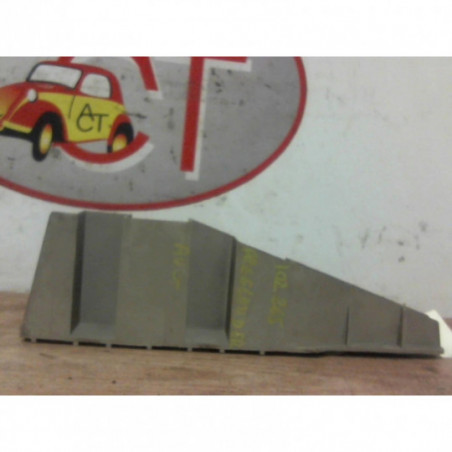 Support de phare gauche (tôle) LAND ROVER FREELANDER 1 PHASE 2 d’occasion