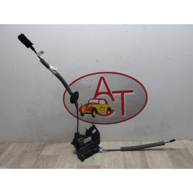 Serrure avant gauche RENAULT SCENIC 4 d’occasion