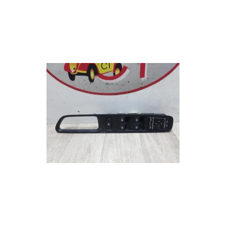 Interrupteur de leve vitre avant gauche RENAULT CLIO 4 PHASE 2 d’occasion