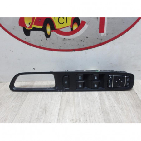 Interrupteur de leve vitre avant gauche RENAULT CLIO 4 PHASE 2 d’occasion