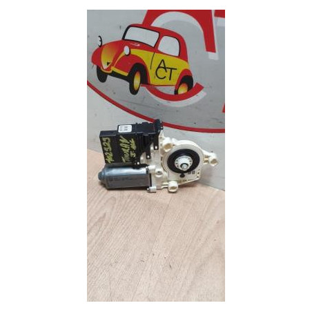 Moteur leve vitre arriere gauche VOLKSWAGEN TOURAN 1 PHASE 1 d’occasion