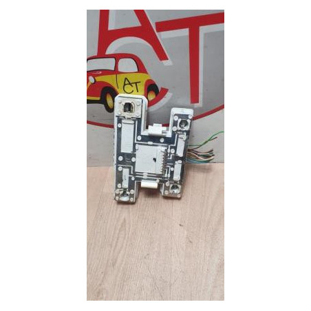 Platine feu arriere droit RENAULT R19 PHASE 1 d’occasion
