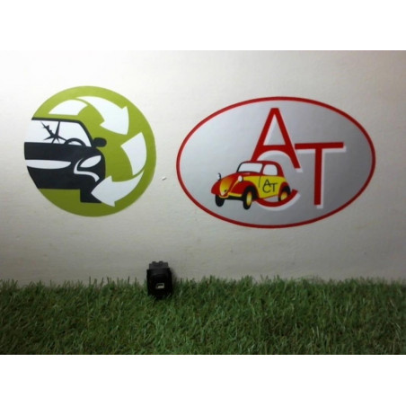 Interrupteur de leve vitre avant droit CITROEN C3 PHASE 1 d’occasion