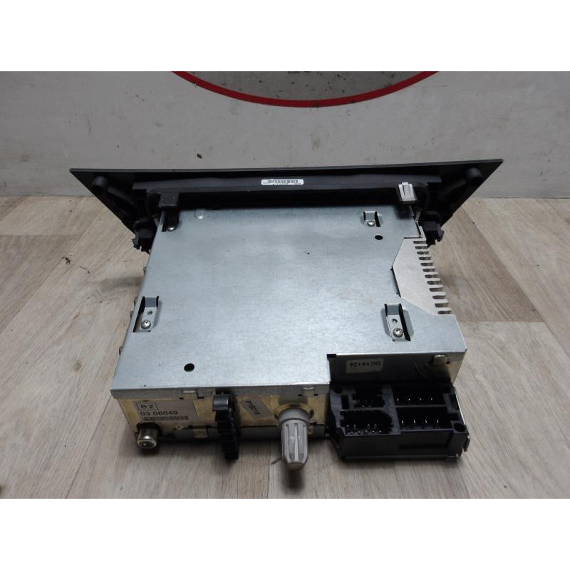 Autoradio d'origine RENAULT LAGUNA 3 PHASE 1 d’occasion