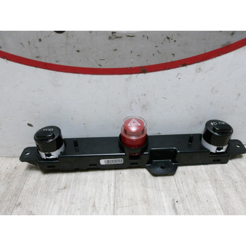 Bouton de warning FIAT 500 2 PHASE 1 d’occasion
