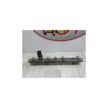 Rampe injection RENAULT SCENIC 1 PHASE 2 d’occasion