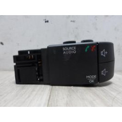 Commande autoradio RENAULT CLIO 4 PHASE 2 d’occasion